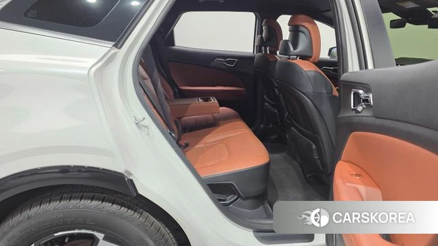 Kia The New Sportage 5th Generation Hybrid 2025 Белый из Кореи, фото 2
