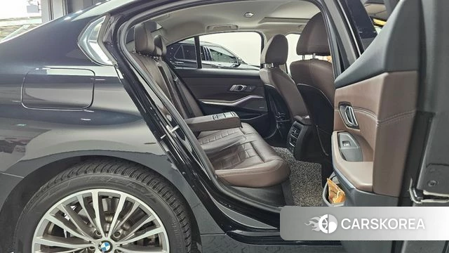 BMW 3 Series (G20) 2020 Черный из Кореи, фото 2