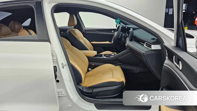 Kia K5 3rd generation 2021 Белый из Кореи, фото 2