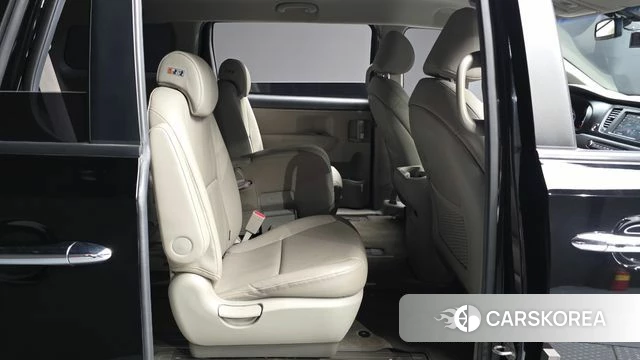 Kia The New Carnival 2019 Черный из Кореи, фото 2