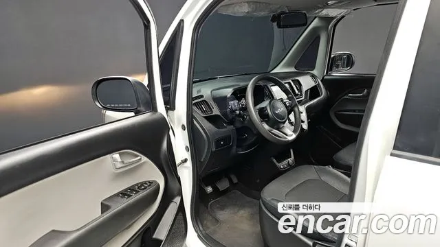 Kia The New Kia Ray 2023 Белый из Кореи, фото 2