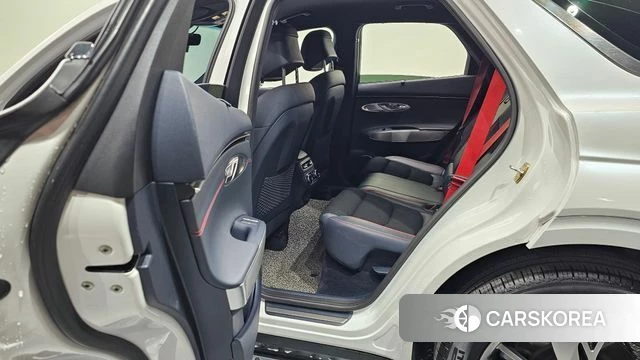 Genesis GV70 2022 Белый из Кореи, фото 2