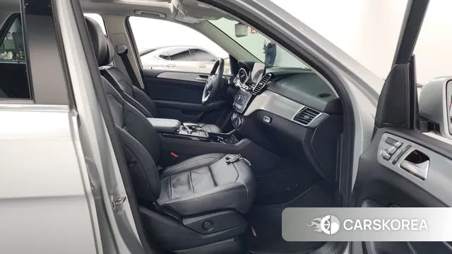 Mercedes-Benz GLE - Class W166 2018 Серебряный из Кореи, фото 2