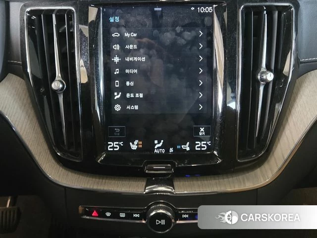 Volvo XC60 second Generation 2020 Белый из Кореи, фото 2