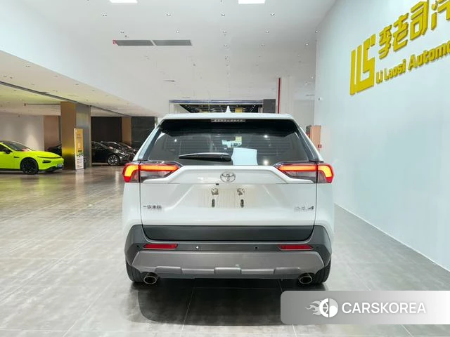 Toyota RAV4 Rongfang 2021 Белый из Китая, фото 2