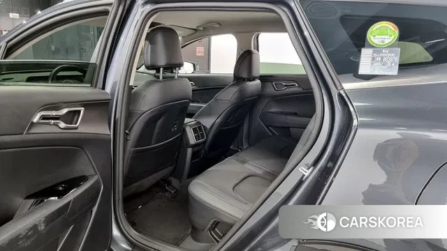 Kia Sportage 5th Generation Hybrid 2023 Серый из Кореи, фото 2