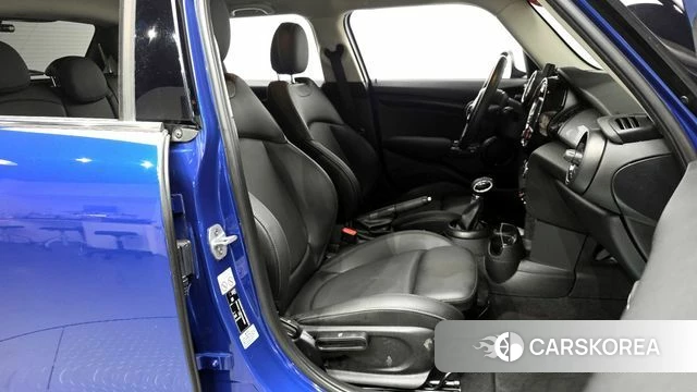 Mini Cooper 2019 Синий из Кореи, фото 2
