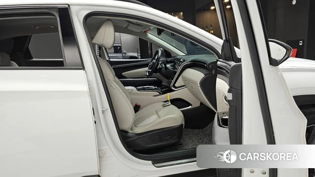 Hyundai Tucson (NX4) 2023 Белый из Кореи, фото 2