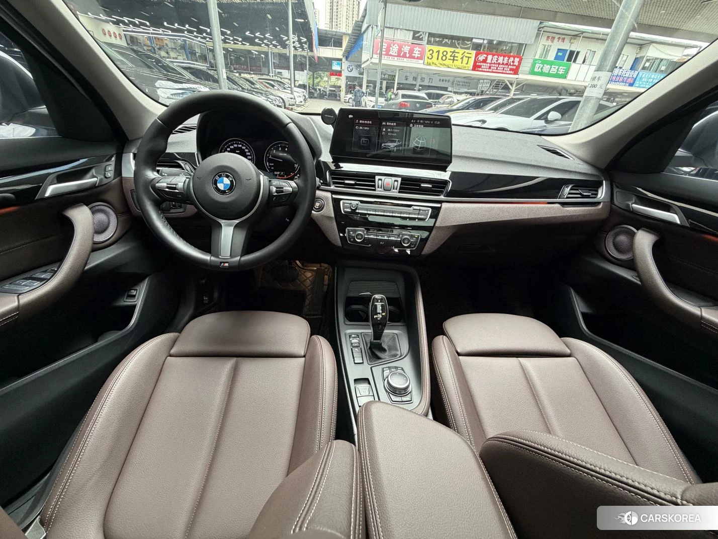 BMW X1 2021 Белый из Китая, фото 2