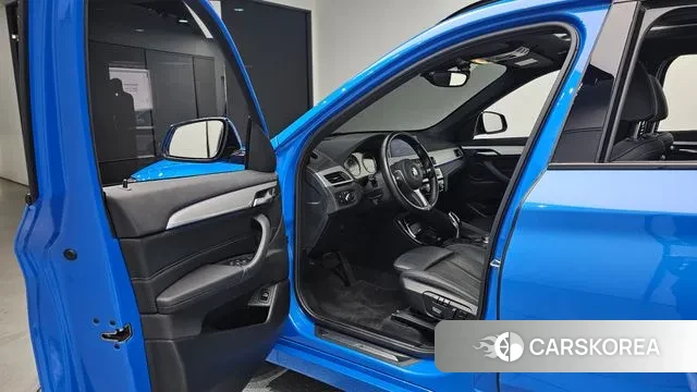 BMW X1 (F48) 2022 Синий из Кореи, фото 2