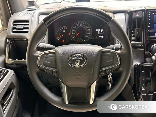 Toyota Hiace 2022 Белый из Китая, фото 2
