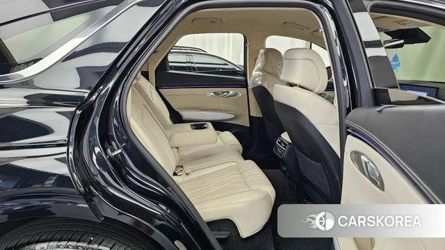 Genesis GV70 2024 Черный из Кореи, фото 2