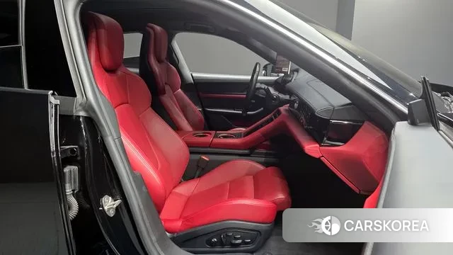 Porsche Taycan 2021 Черный из Кореи, фото 2