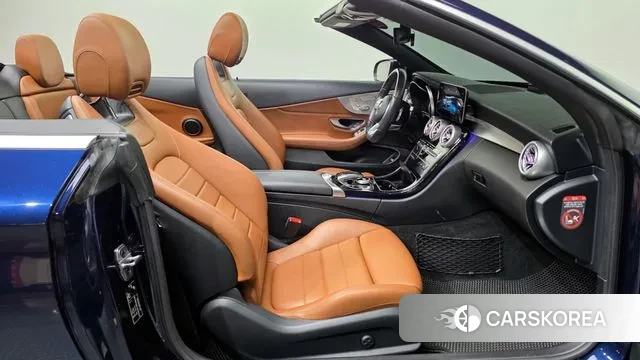 Mercedes-Benz C-Class W205 2019 Синий из Кореи, фото 2