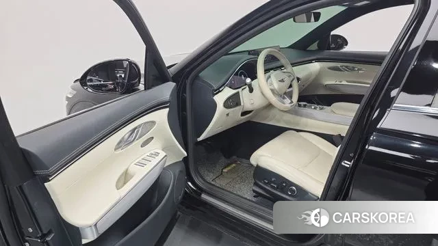 Genesis Electrified GV70 2022 Черный из Кореи, фото 2