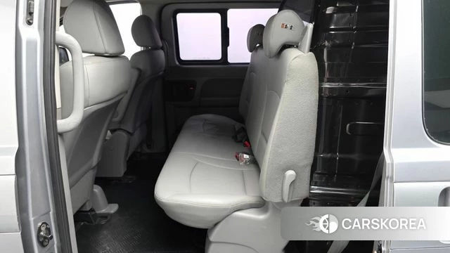 Hyundai The New Grand Starex 2021 Серебряный из Кореи, фото 2