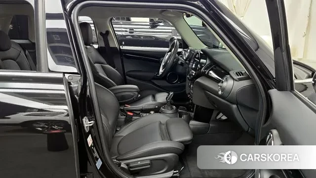 Mini Cooper S 2020 Черный из Кореи, фото 2