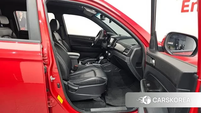 Ssangyong Rexton Sports Cannes 2021 Красный из Кореи, фото 2