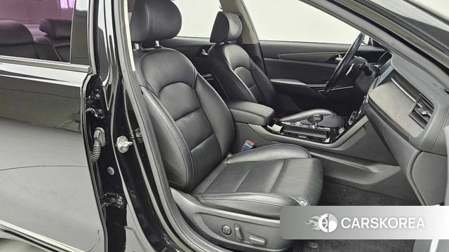 Kia K7 Premier 2020 Черный из Кореи, фото 2