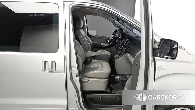 Hyundai The New Grand Starex 2019 Серебряный из Кореи, фото 2