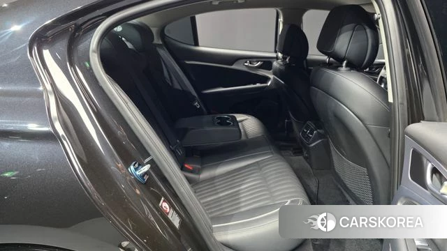 Genesis G70 2019 Черный из Кореи, фото 2