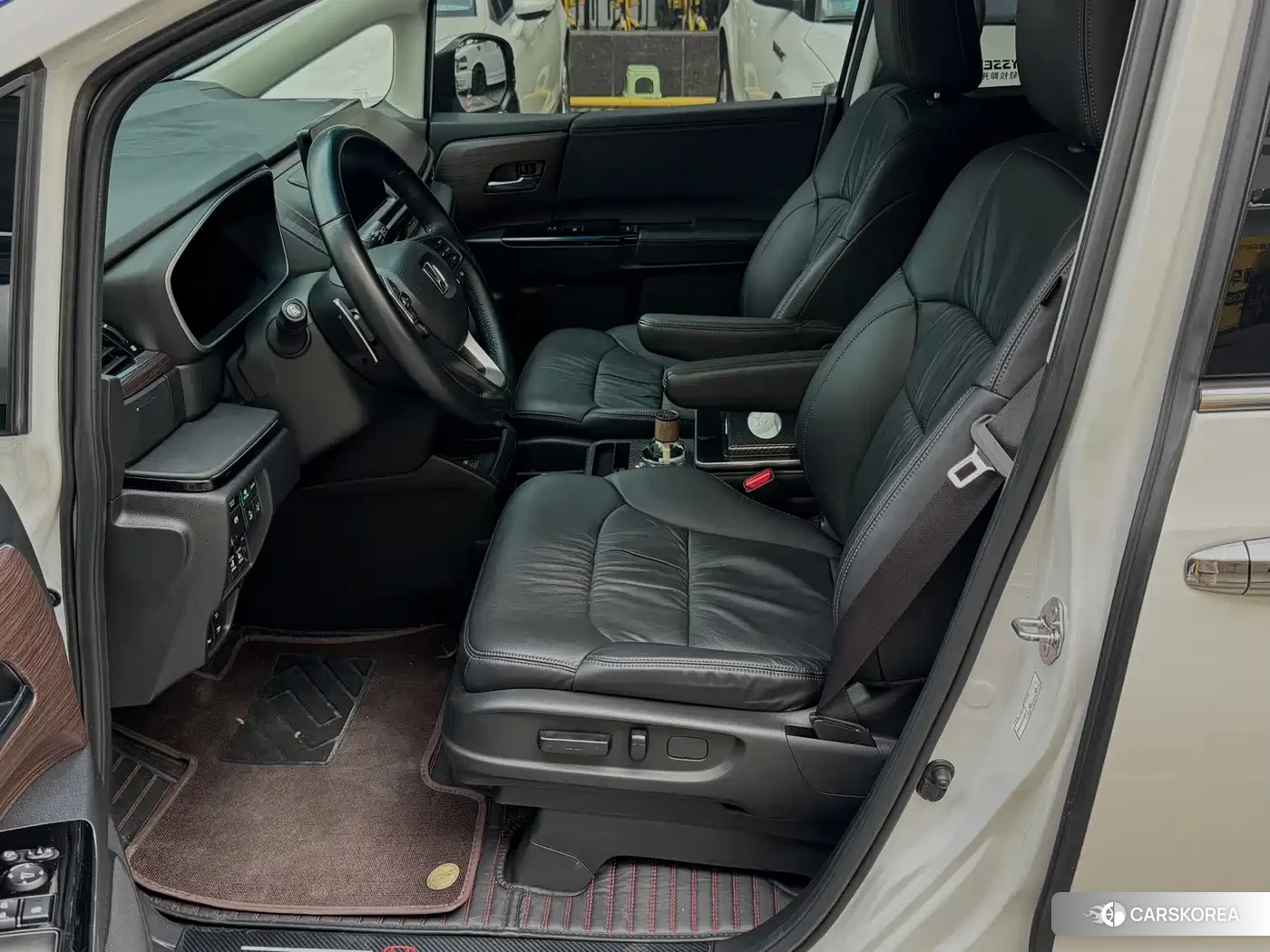 Honda Odyssey 2022 Белый из Китая, фото 2