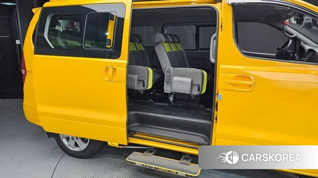 Hyundai The New Grand Starex 2020 Желтый из Кореи, фото 2
