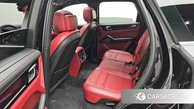 Porsche Cayenne (PO536) 2021 Черный из Кореи, фото 2