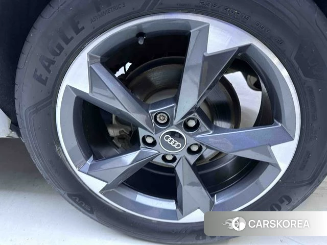 Audi Q3 2022 Белый из Китая, фото 2