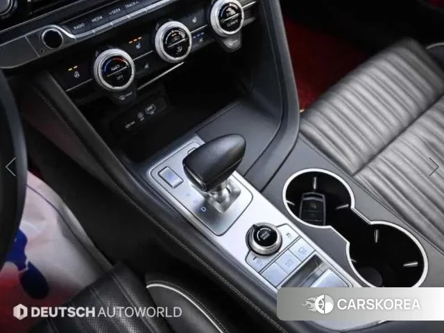 Genesis G70 2018 Серебристо-серый из Кореи, фото 2