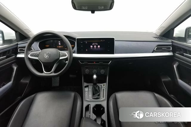 Volkswagen Lavida 2023 Белый из Китая, фото 2