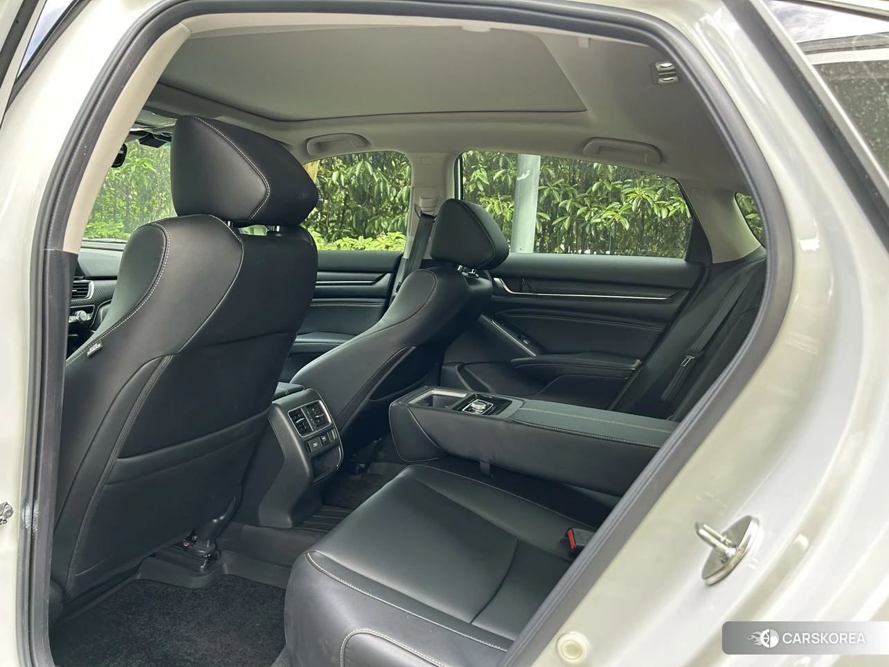 Honda Accord 2021 Белый из Китая, фото 2