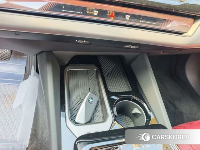 BMW 5 series 2026 Черный из Китая, фото 2