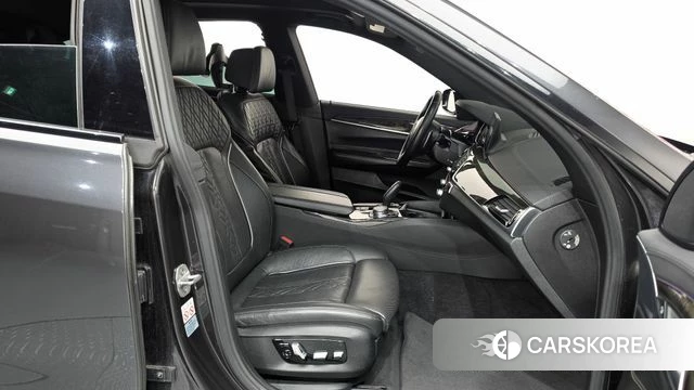 BMW 6 Series GT (G32) 2018 Серый из Кореи, фото 2