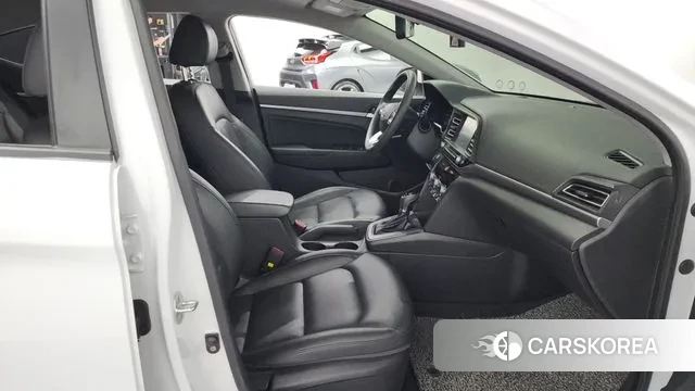 Hyundai The New Avante AD 2019 Белый из Кореи, фото 2