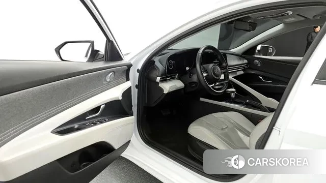 Hyundai Avante (CN7) 2021 Белый из Кореи, фото 2