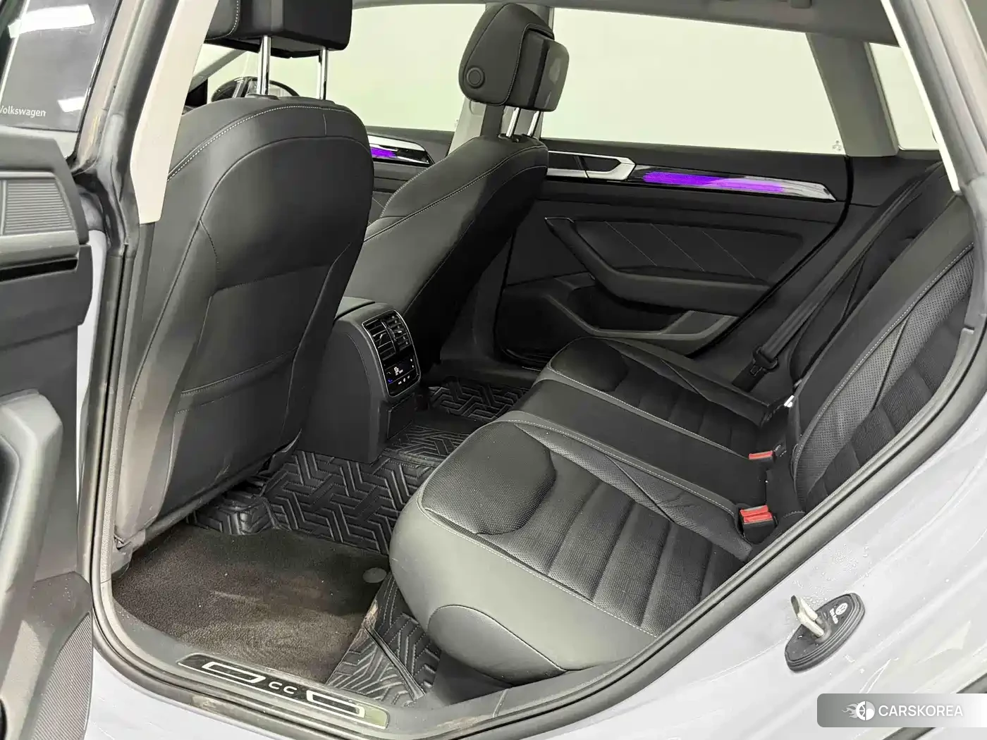 Volkswagen FAW-Volkswagen CC 2023 Silver/gray из Китая, фото 2