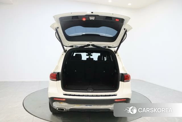 Mercedes-Benz GLB 2021 Белый из Китая, фото 2