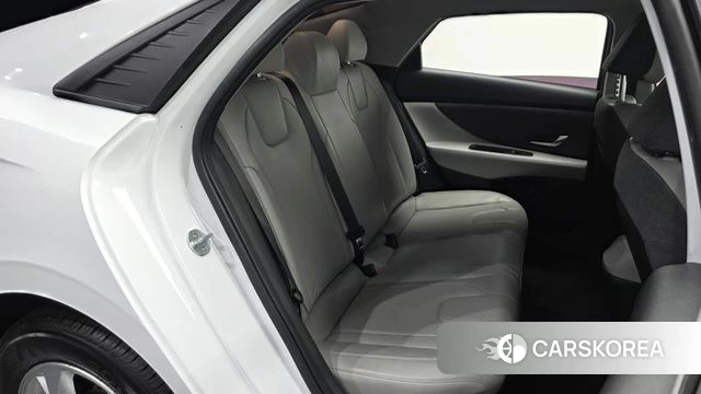 Hyundai Avante (CN7) 2021 Белый из Кореи, фото 2