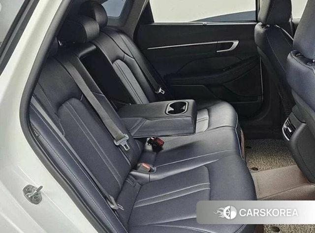 Hyundai Sonata D Edge Hybrid (DN8) 2024 Белый из Кореи, фото 2