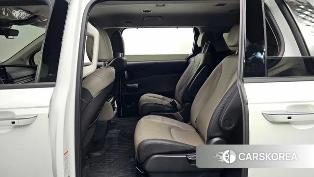 Kia The New Carnival 4th Generation 2025 Белый из Кореи, фото 2