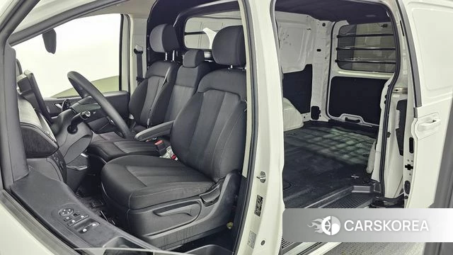 Hyundai Staria 2021 Белый из Кореи, фото 2