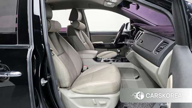 Kia The New Carnival 2020 Черный из Кореи, фото 2