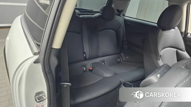 Mini Cooper 2023 Белый из Кореи, фото 2