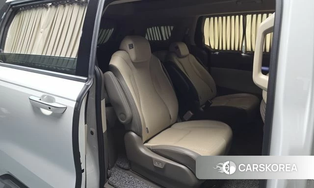 Kia Carnival 4th generation 2023 Белый из Кореи, фото 2