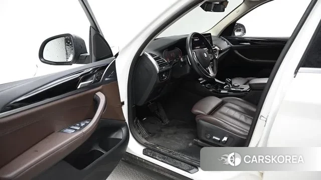 BMW X3 (G01) 2023 Белый из Кореи, фото 2