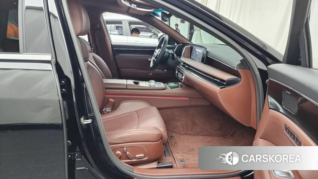 Genesis G90 (RS4) 2024 Черный из Кореи, фото 2