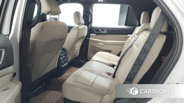 Ford Explorer 2019 Белый из Кореи, фото 2