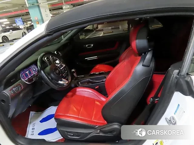 Ford Mustang 2021 Белый из Кореи, фото 2