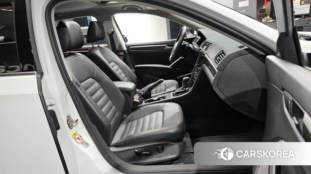 Volkswagen The New Passat 2018 Белый из Кореи, фото 2